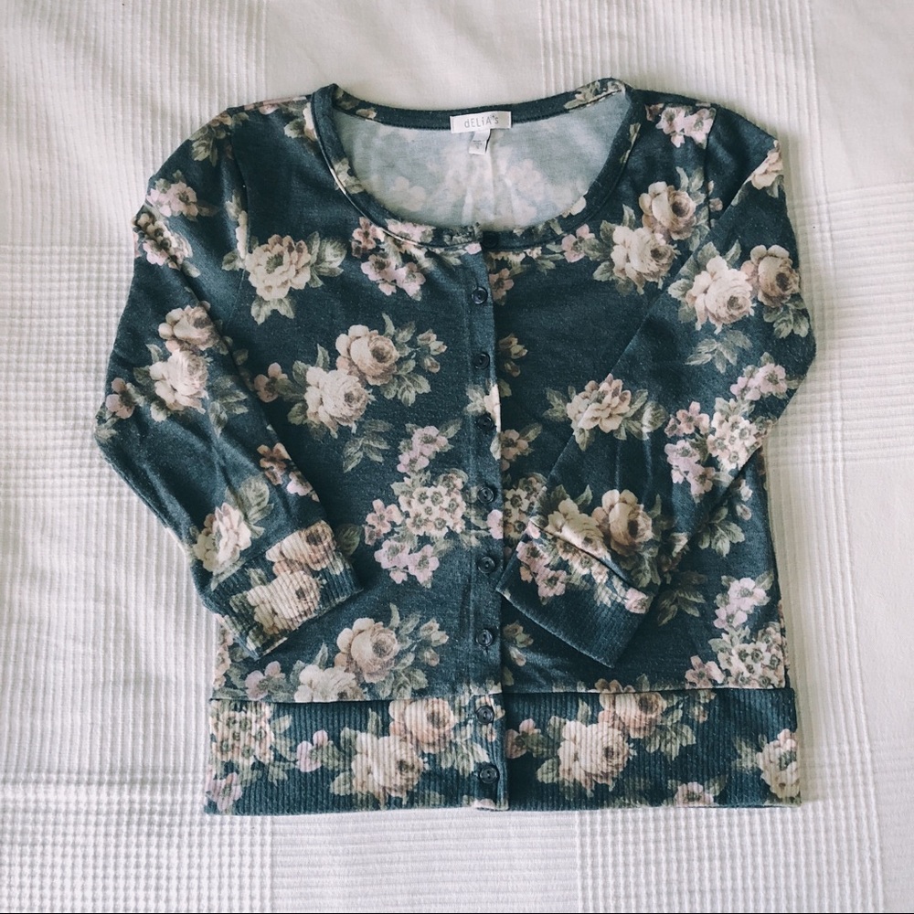 LAST CHANCE Delia’s Floral Cardigan